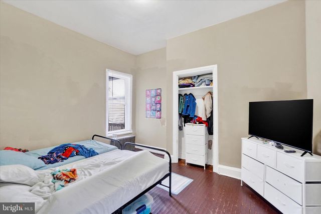 104 E COLLEGE AVE, York, PA 17401