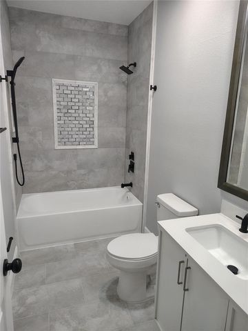 802 MARVIN C ZANDERS AVENUE, Apopka, FL 32703