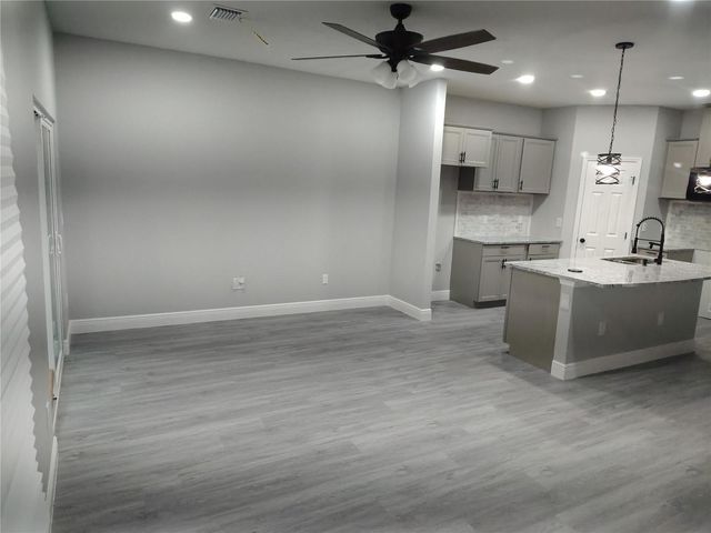 802 MARVIN C ZANDERS AVENUE, Apopka, FL 32703