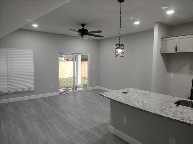 802 MARVIN C ZANDERS AVENUE, Apopka, FL 32703