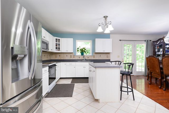 149 W FLAGSTONE DR, Newark, DE 19702