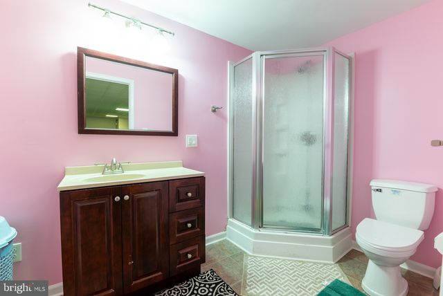 149 W FLAGSTONE DR, Newark, DE 19702
