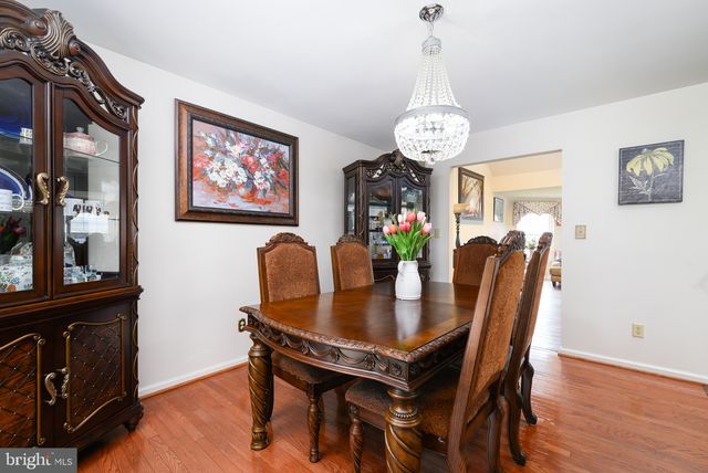 149 W FLAGSTONE DR, Newark, DE 19702