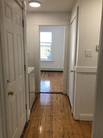 56 Portsmouth St. 3, Cambridge, MA 02139