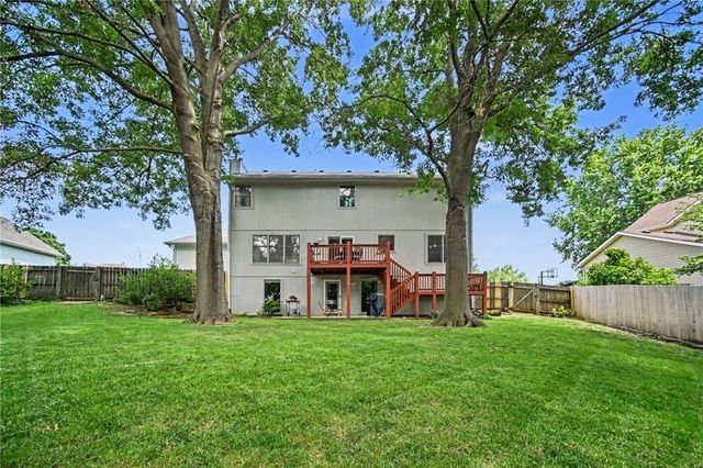 1538 Canterbury Lane, Liberty, MO 64068