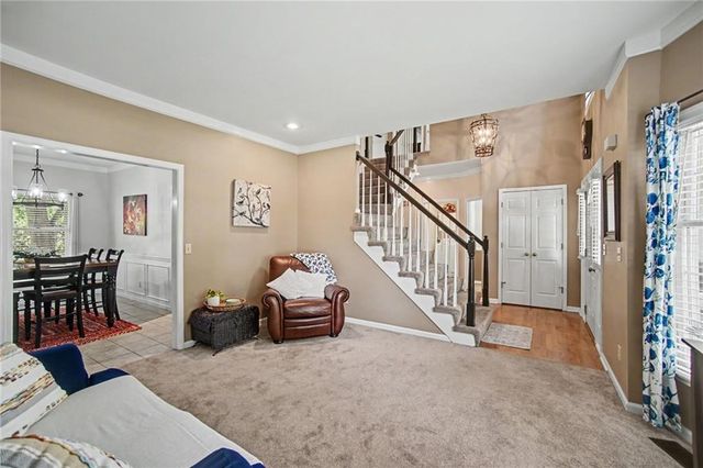 1538 Canterbury Lane, Liberty, MO 64068