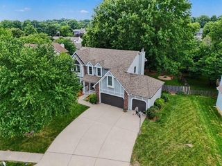 1538 Canterbury Lane, Liberty, MO 64068