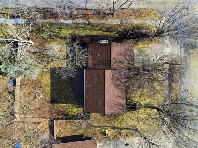 21 Piedmont Court, Madison, WI 53711