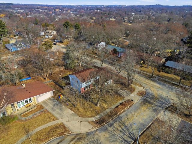 21 Piedmont Court, Madison, WI 53711