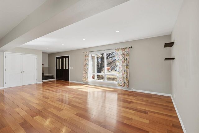 21 Piedmont Court, Madison, WI 53711