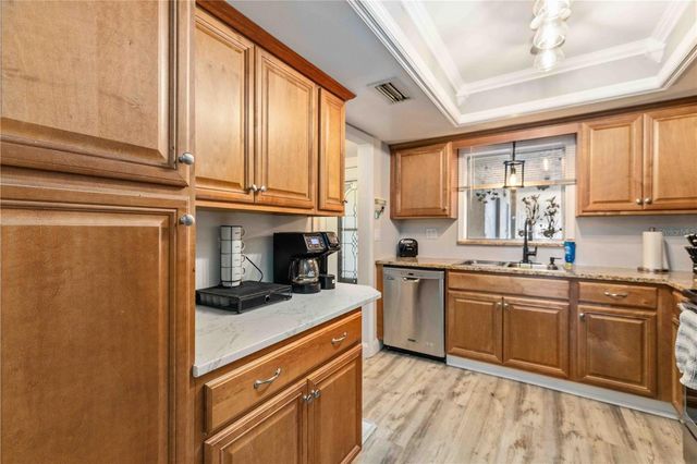 3983 LAKE BAYSHORE DRIVE F-508, Bradenton, FL 34205