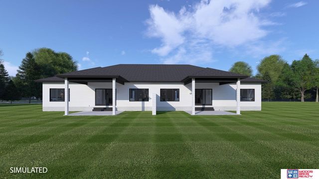 9716 Hillcrest Trail, Lincoln, NE 68520