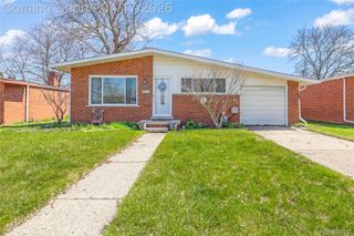 8138 Hillcrest Boulevard, Westland, MI 48185