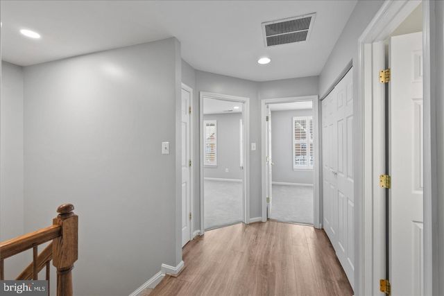 5642 GOVERNORS POND CIR, Alexandria, VA 22310