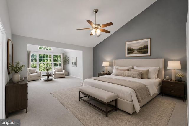 5642 GOVERNORS POND CIR, Alexandria, VA 22310