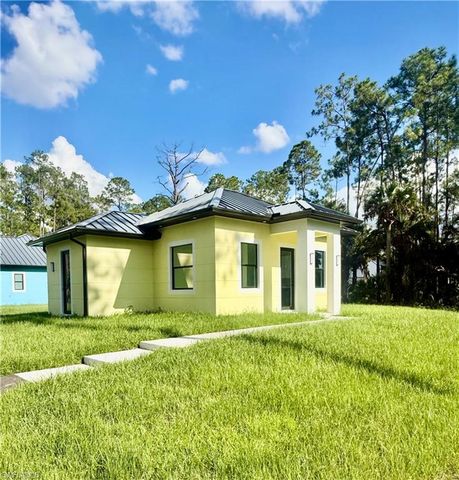 3144 10th AVE NE, Naples, FL 34120
