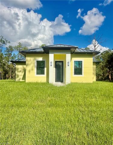 3144 10th AVE NE, Naples, FL 34120