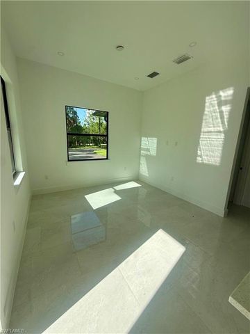 3144 10th AVE NE, Naples, FL 34120