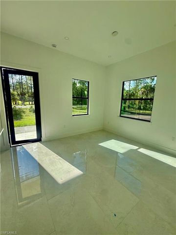 3144 10th AVE NE, Naples, FL 34120
