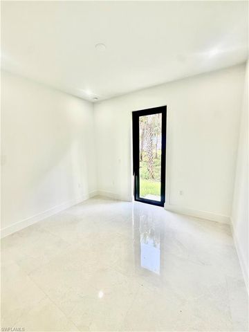 3144 10th AVE NE, Naples, FL 34120