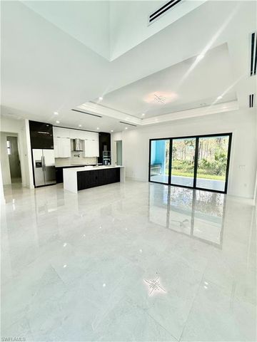 3144 10th AVE NE, Naples, FL 34120