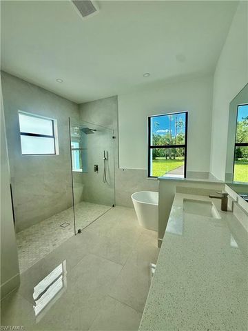 3144 10th AVE NE, Naples, FL 34120