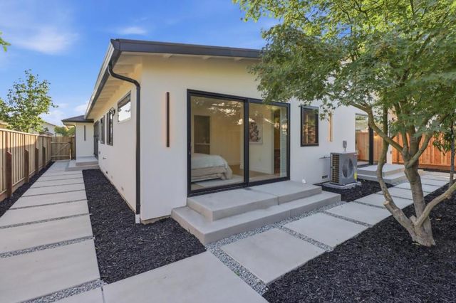 1292 Sunrise Way, Milpitas, CA 95035