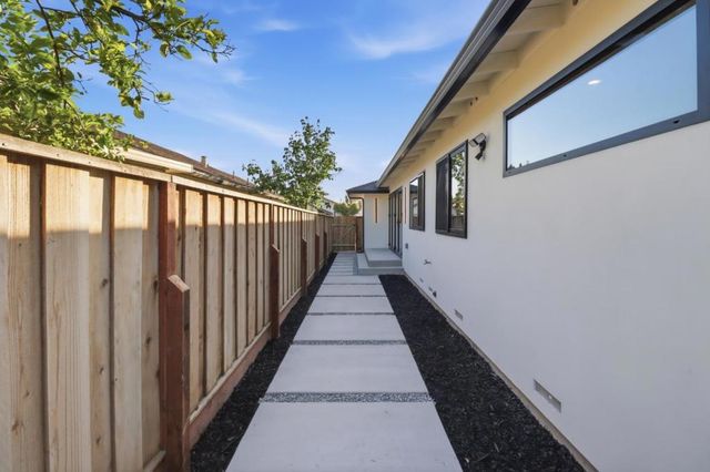 1292 Sunrise Way, Milpitas, CA 95035
