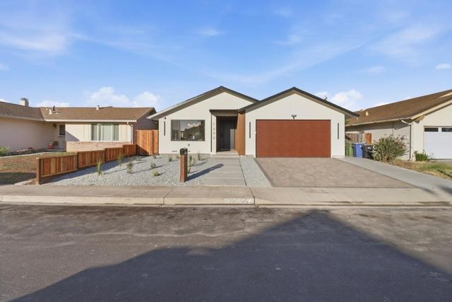 1292 Sunrise Way, Milpitas, CA 95035