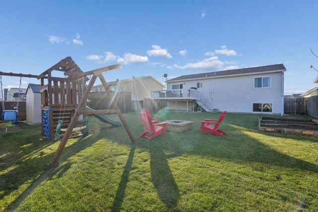 1845 Huntington Court, West Fargo, ND 58078