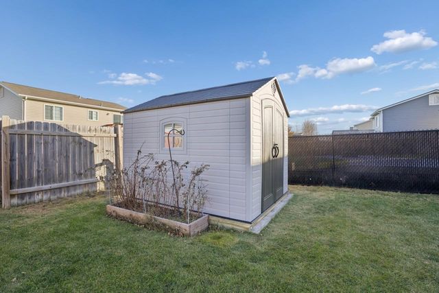 1845 Huntington Court, West Fargo, ND 58078