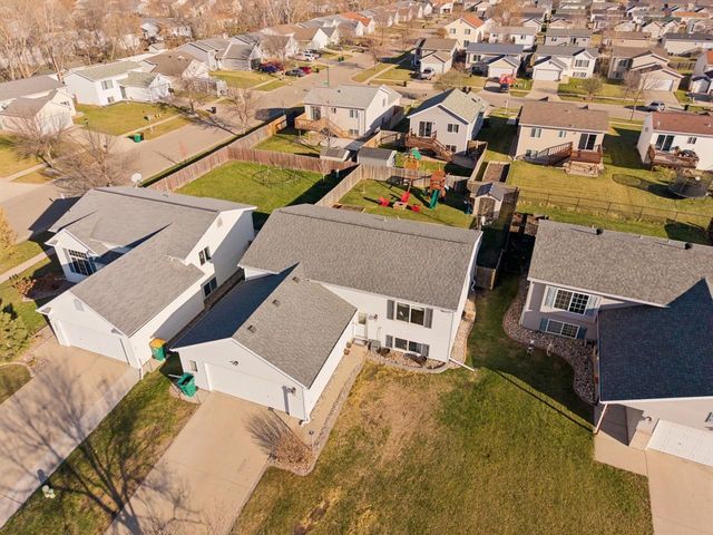 1845 Huntington Court, West Fargo, ND 58078