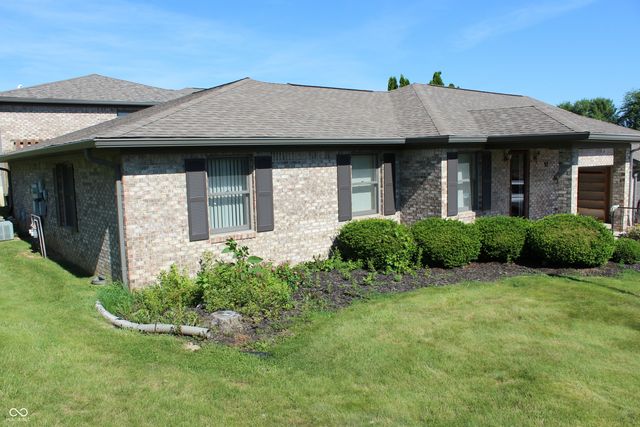 90 Ridgeland Road, Greencastle, IN 46135