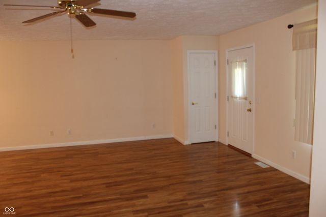 90 Ridgeland Road, Greencastle, IN 46135