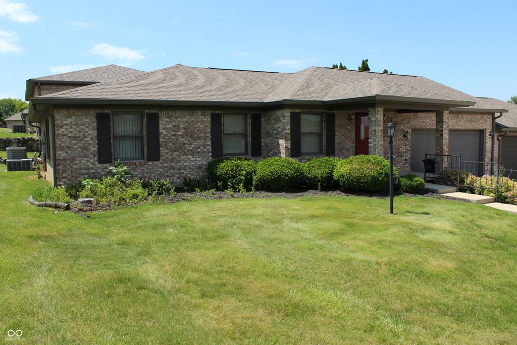 90 Ridgeland Road, Greencastle, IN 46135