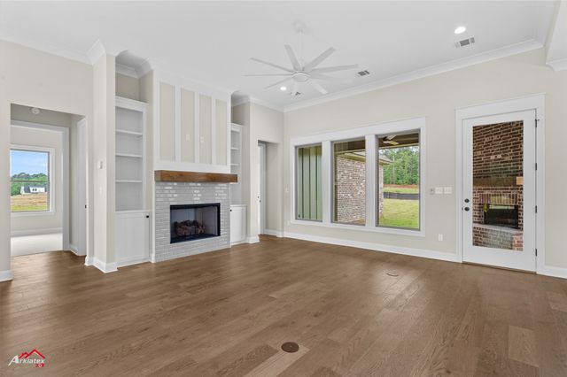 178 Creston Lane, Shreveport, LA 71106