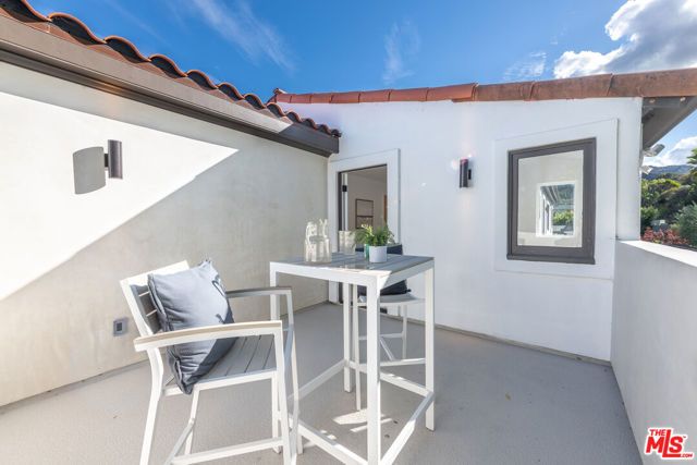 17153 Adlon Road, Encino (los Angeles), CA 91436