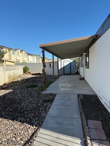 2916 Gavilan Lane, Las Vegas, NV 89122