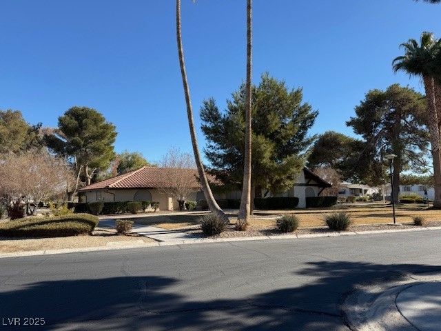 2916 Gavilan Lane, Las Vegas, NV 89122