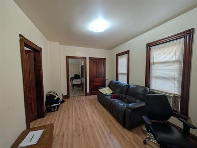 806 24th Street, Rock Island, IL 61201