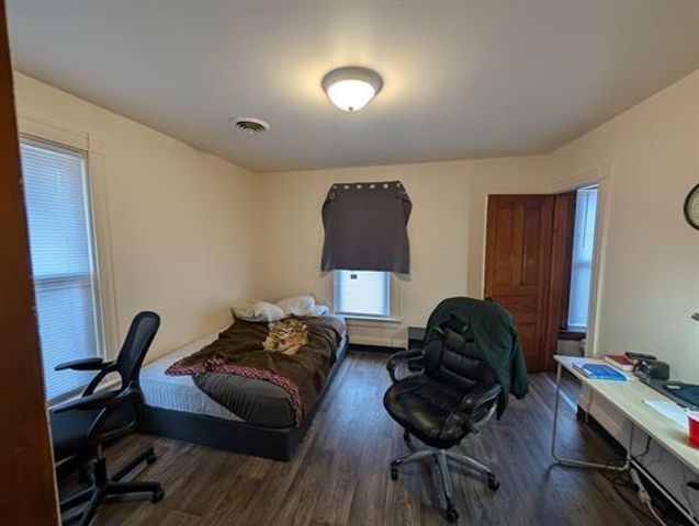 806 24th Street, Rock Island, IL 61201