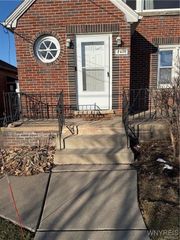 2734 Forest # Upper Avenue, Niagara Falls, NY 14301