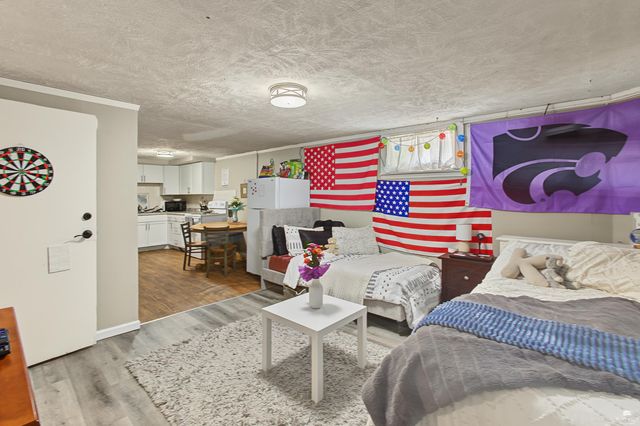 1112 Thurston Street, Manhattan, KS 66502