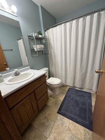1643 Erin Hill, Stoughton, WI 53589