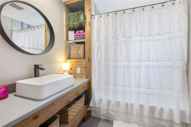 243 W North Street, Fayetteville, AR 72701