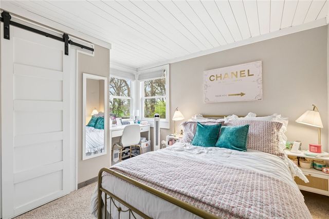 243 W North Street, Fayetteville, AR 72701