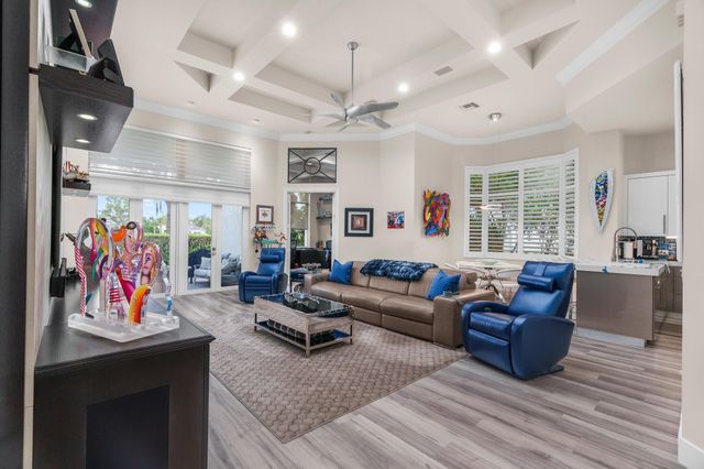 7899 Talavera Place, Delray Beach, FL 33446