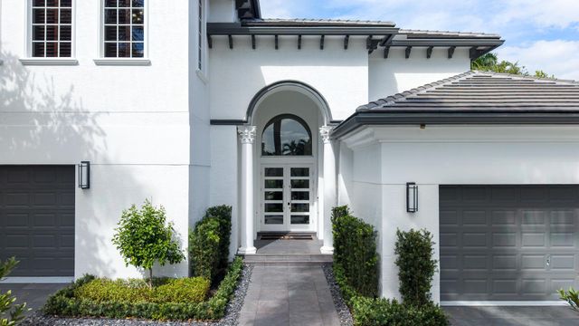 7899 Talavera Place, Delray Beach, FL 33446