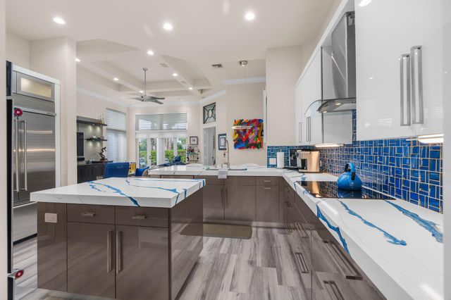 7899 Talavera Place, Delray Beach, FL 33446