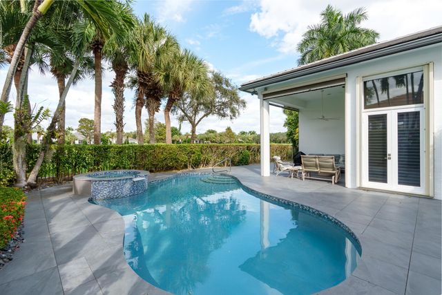 7899 Talavera Place, Delray Beach, FL 33446